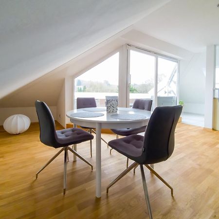 Wohnung mit einer Sauna direkt am Park Wiesbaden Exterior foto