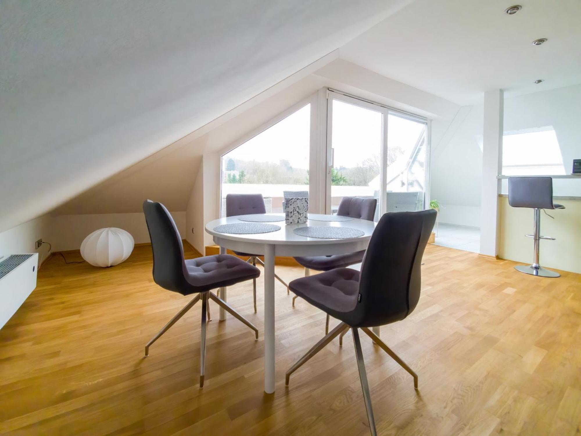 Wohnung mit einer Sauna direkt am Park Wiesbaden Exterior foto