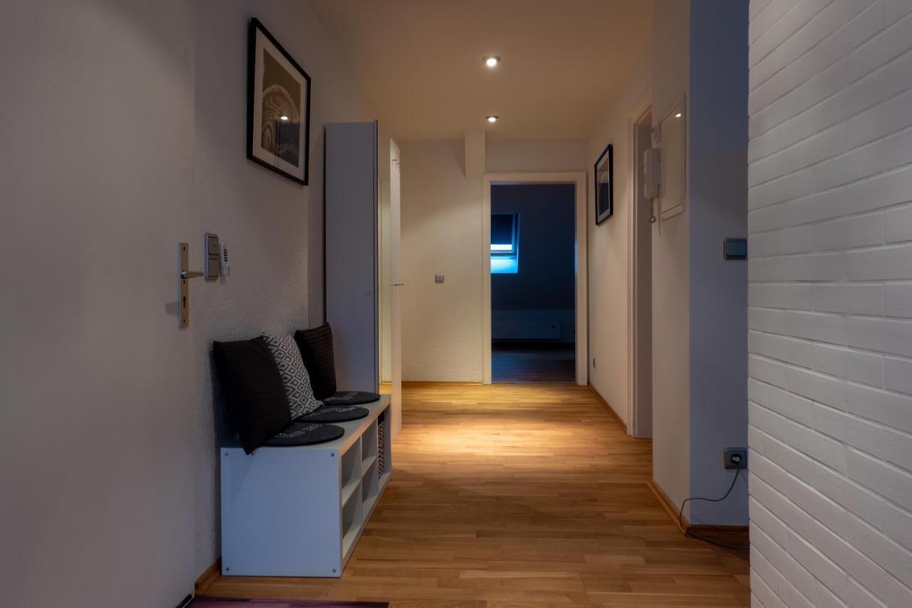 Wohnung mit einer Sauna direkt am Park Wiesbaden Exterior foto